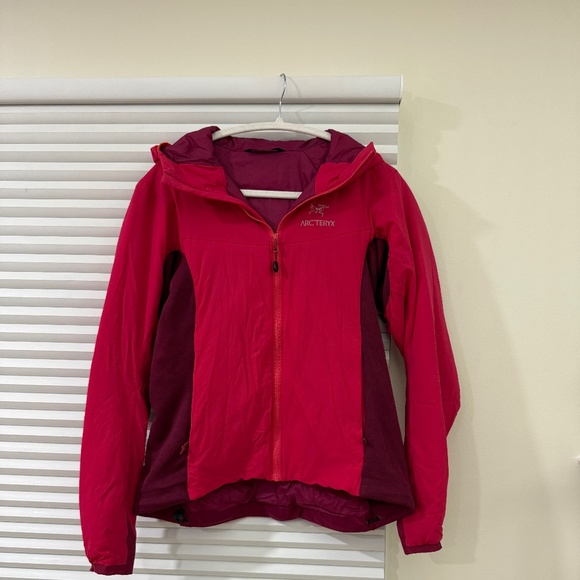 Arc’teryx Atom LT Hoody Lightweight Jacket Size Small - Picture 1 of 3
